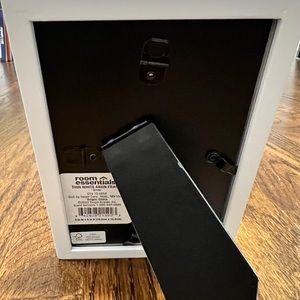 White wooden picture frame